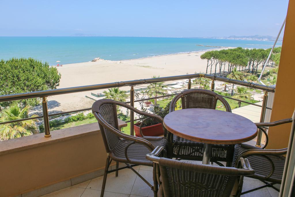 Apartments Qerret Golem  Exterior photo