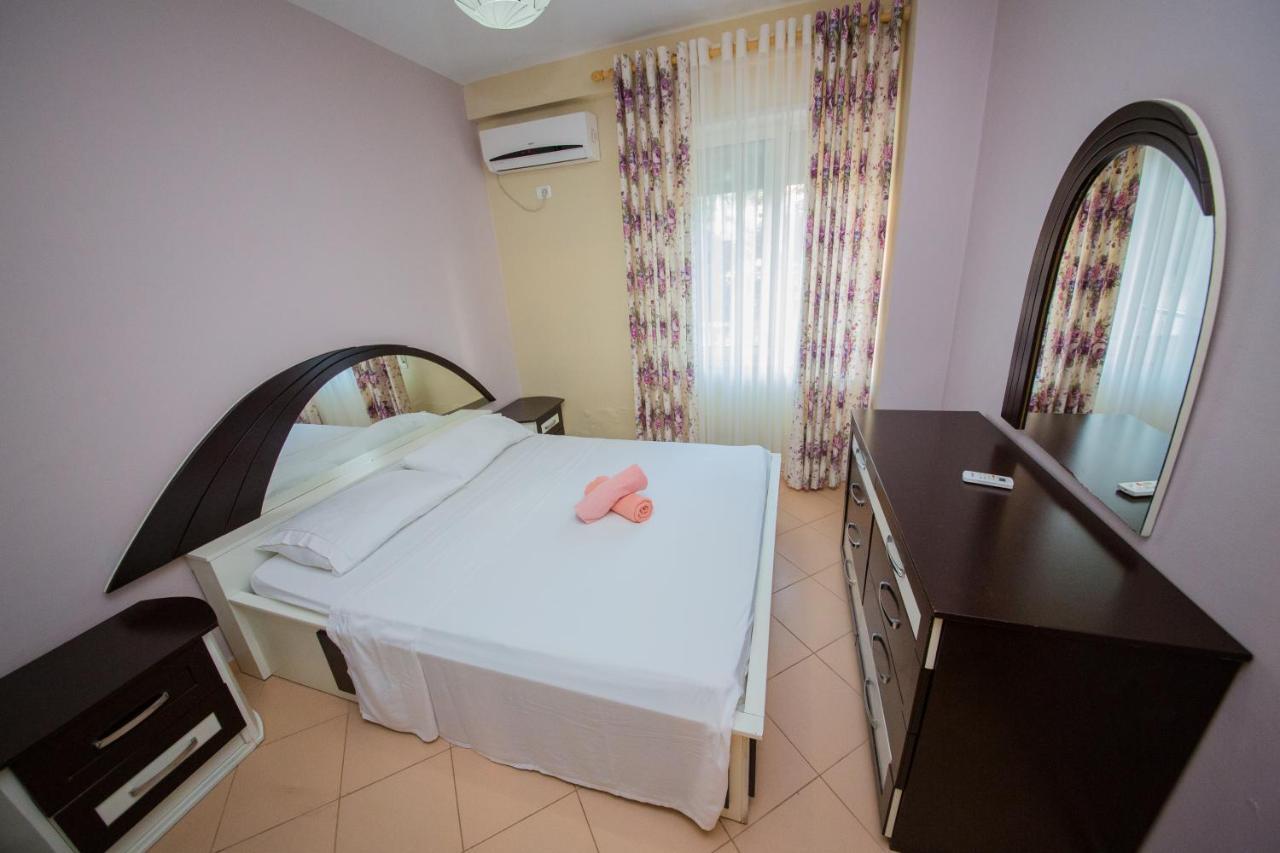 Apartments Qerret Golem  Exterior photo